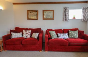 Butterton Cottage Holiday Home