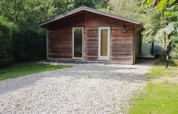 1 Streamside Holiday Home