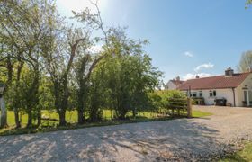 Photo of low-grounds-cottage