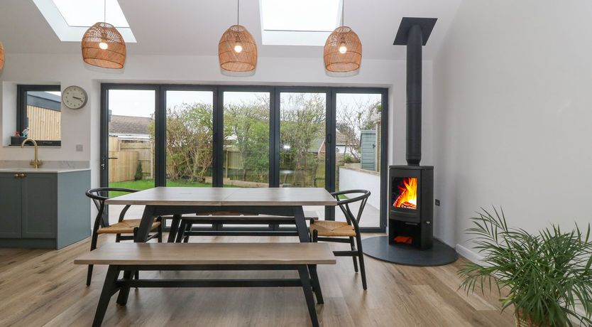 Photo of 11 Capel Farm