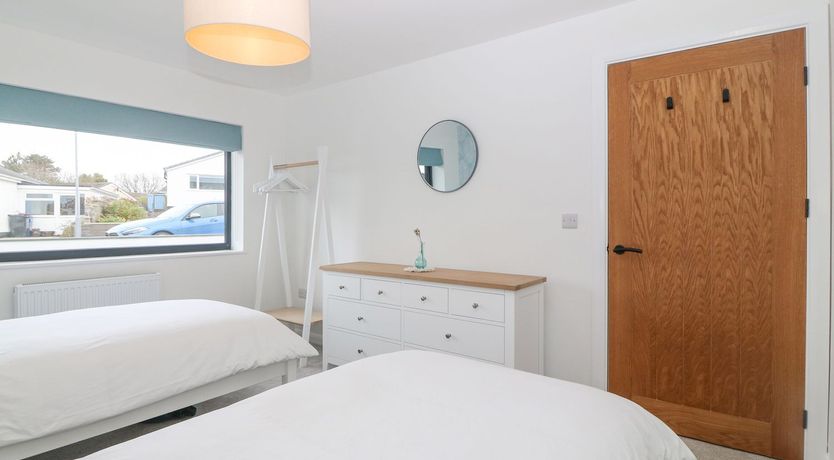 Photo of 11 Capel Farm