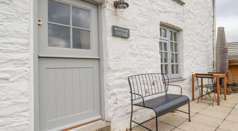 Photo of Waterside Cottage