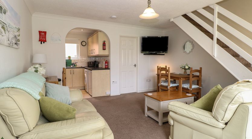 Photo of 19 Waterside Park