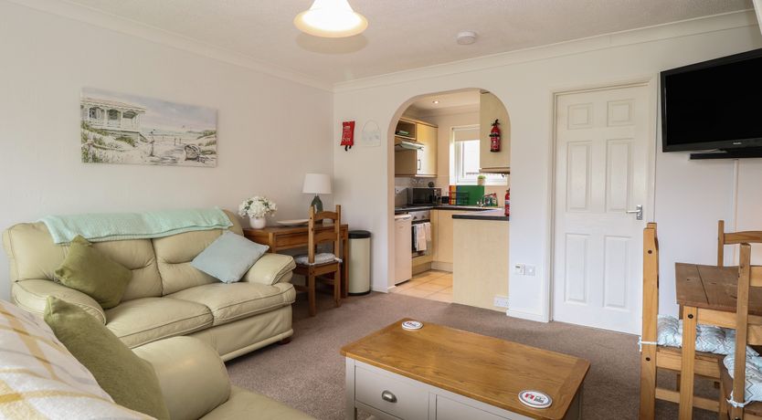 Photo of 19 Waterside Park