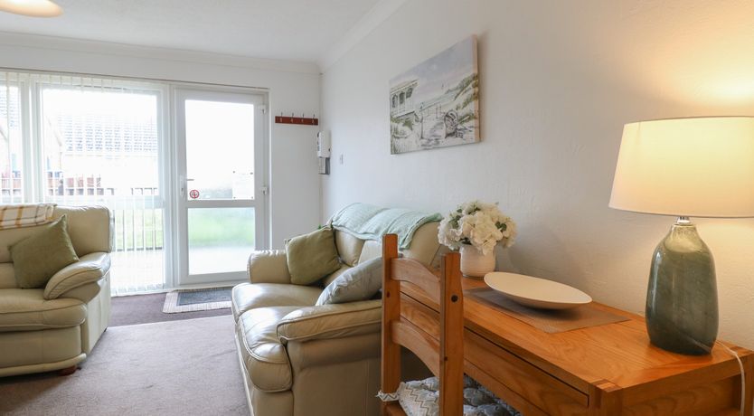 Photo of 19 Waterside Park