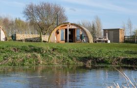 Photo of glamping-pod-4-truce