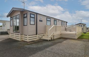 Blue Skies Holiday Home