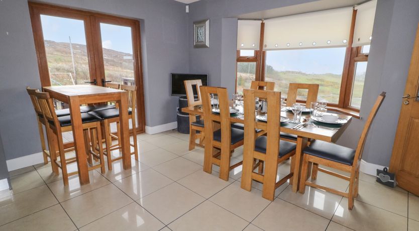 Photo of House on Ring Fort Hill