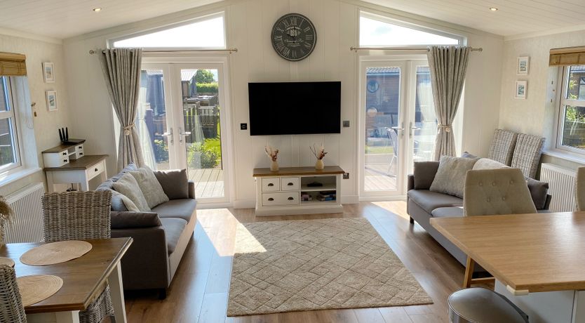 Photo of Lodge 18 - The Pines