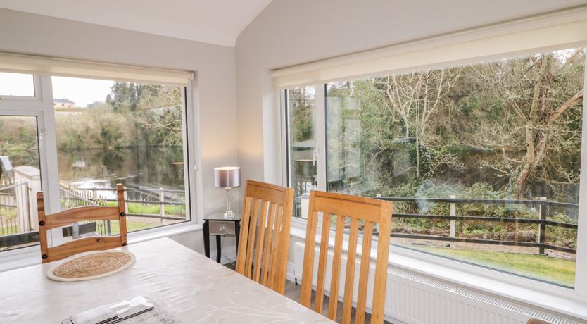 Photo of 4 Carlton Cottages