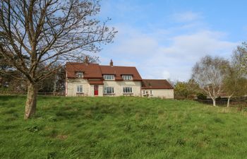 Rempstone Farmhouse Holiday Home