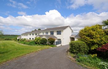 Willow at Moorhead Country Holidays Holiday Home