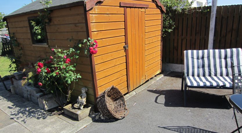 Photo of Kinvara Village 5 Bedr Cottage