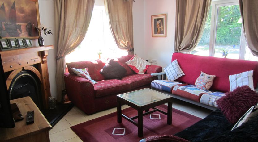 Photo of Kinvara Village 5 Bedr Cottage