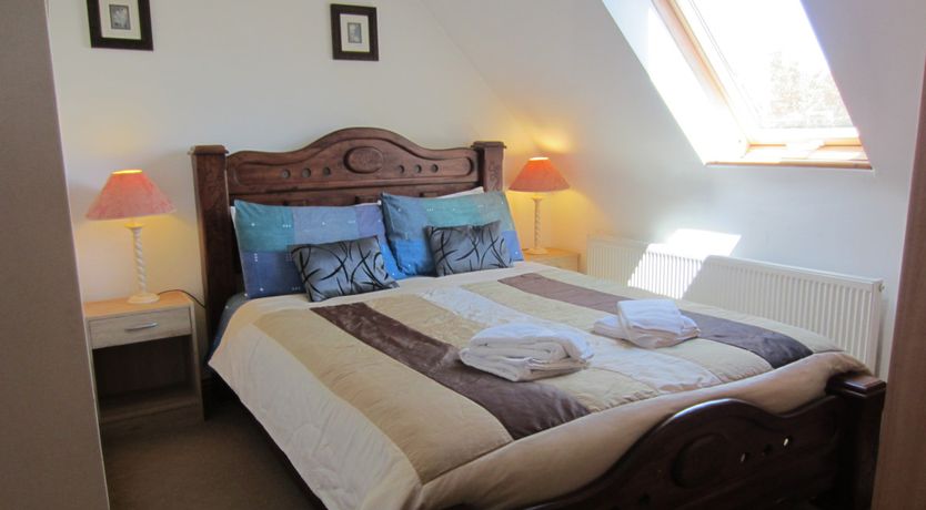 Photo of Kinvara Village 5 Bedr Cottage