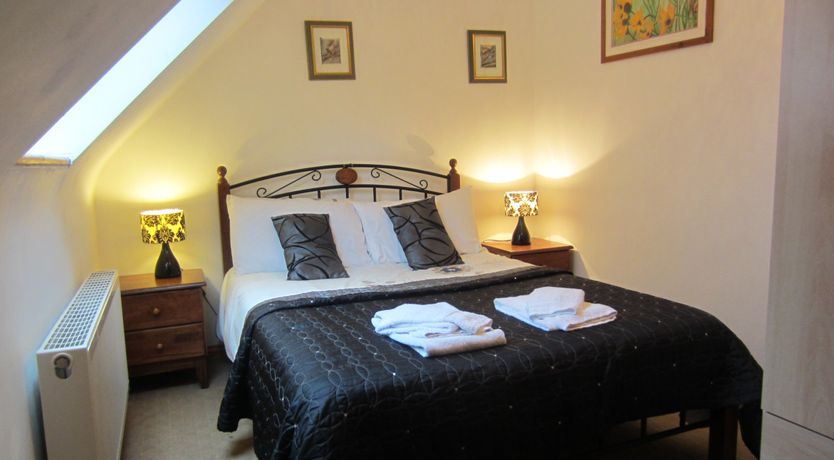 Photo of Kinvara Village 5 Bedr Cottage