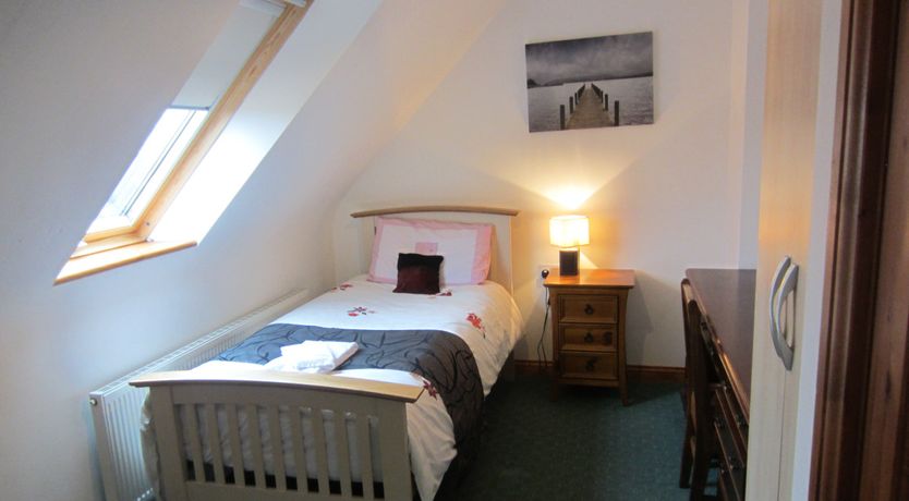 Photo of Kinvara Village 5 Bedr Cottage