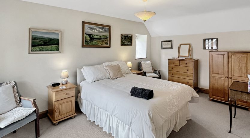 Photo of Splatt Barn, Porlock