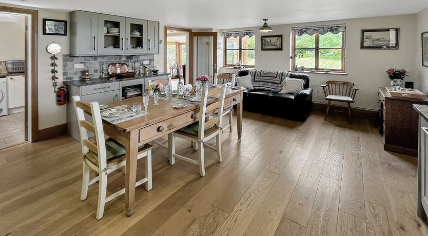 Photo of Splatt Barn, Porlock