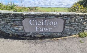 Photo of 5 Cleifiog Fawr