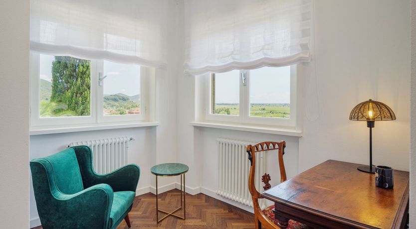 Photo of Tuscan Opulence