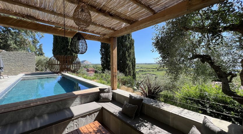 Photo of Tuscan Opulence