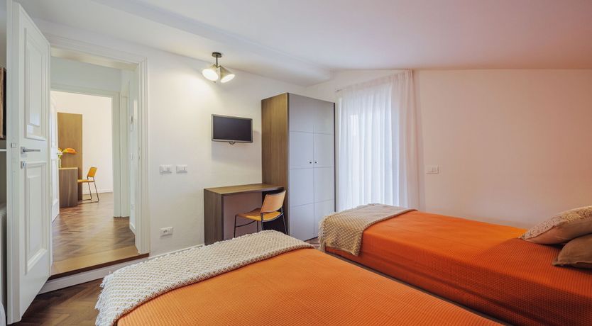 Photo of Tuscan Opulence