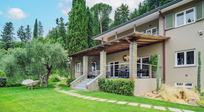 Photo of Tuscan Opulence