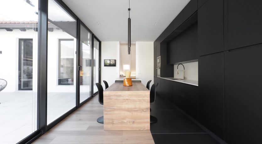 Photo of Milanese Flair