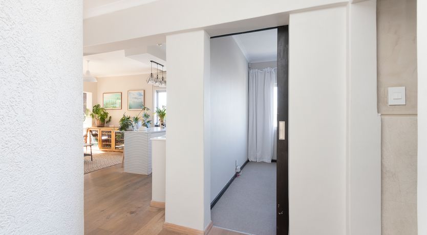 Photo of Signal Hill Splendour