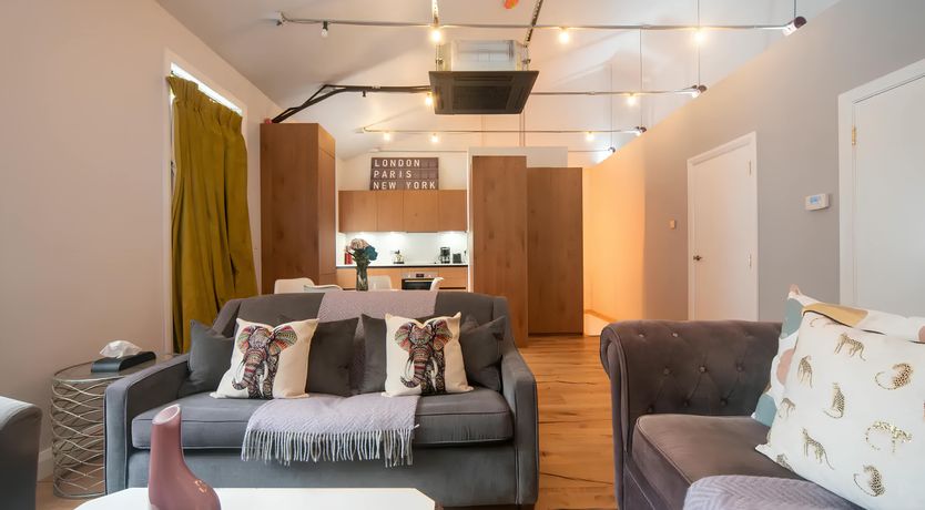 Photo of The Oak & Ivy