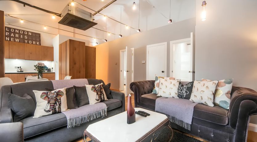 Photo of The Oak & Ivy