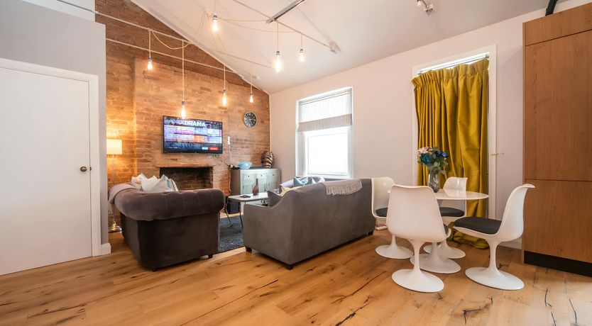 Photo of The Oak & Ivy