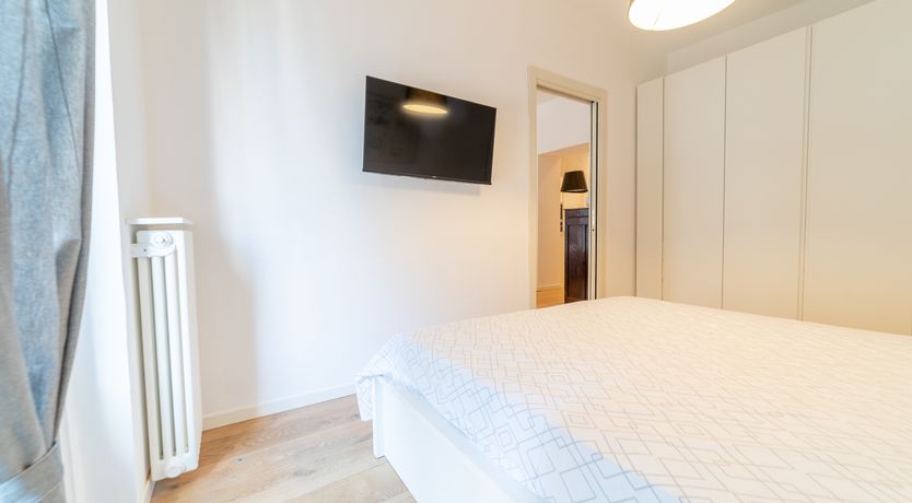 Photo of Milanese Sun