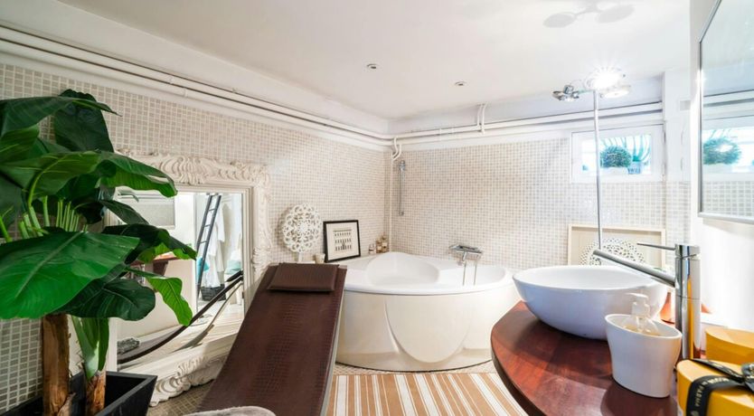 Photo of Cannes in Colour