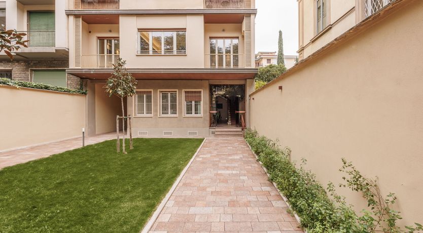 Photo of Florentine Gem