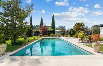Passing Time in Provence Holiday Home