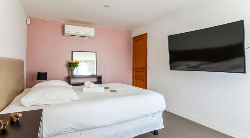 Photo of Passing Time in Provence