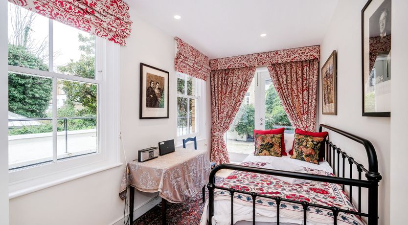 Photo of The Chelsea Muse