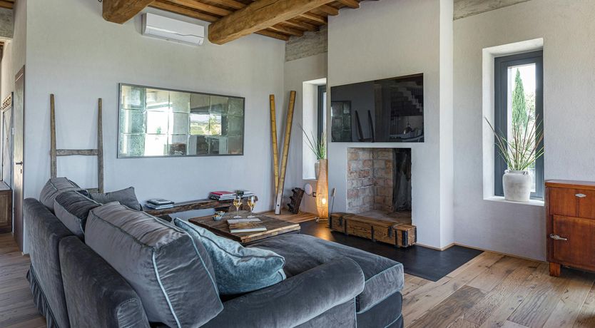 Photo of Olive & Sunflower