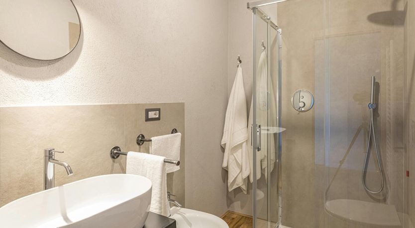 Photo of Olive & Sunflower