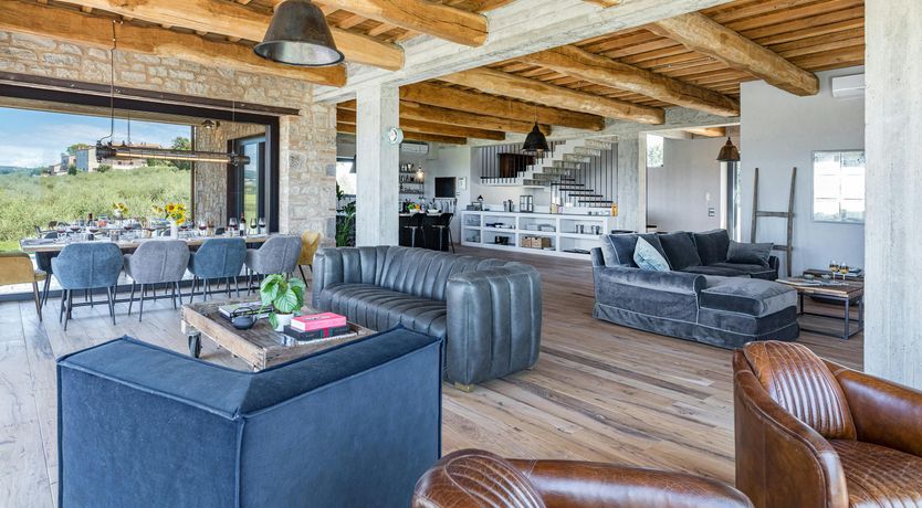 Photo of Olive & Sunflower