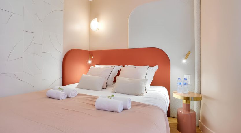 Photo of A Rose in Paris