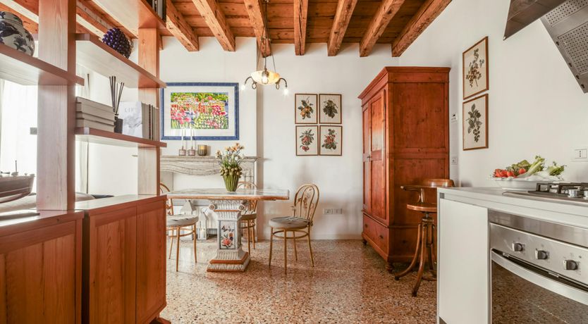 Photo of Venetian Blooms