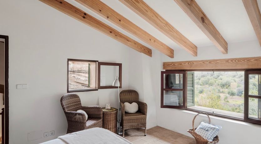 Photo of Dancing Sun Light