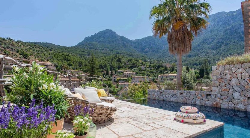 Photo of Majorcan Muse