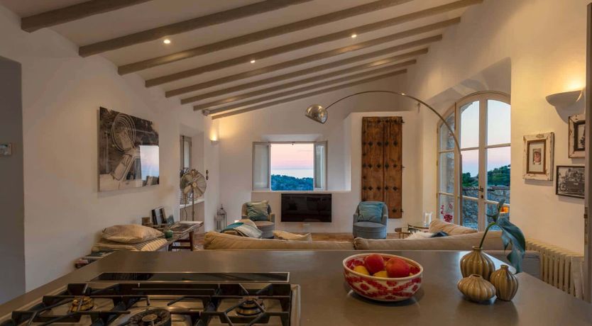 Photo of Majorcan Muse