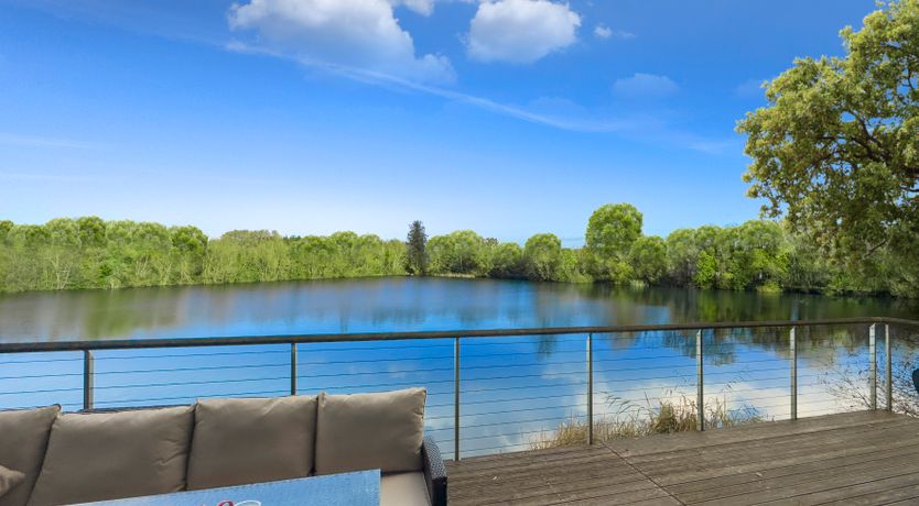 Photo of Living Beauty