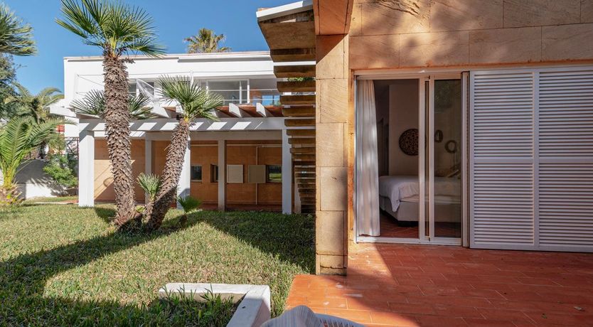 Photo of Sea Glass & Sunshine