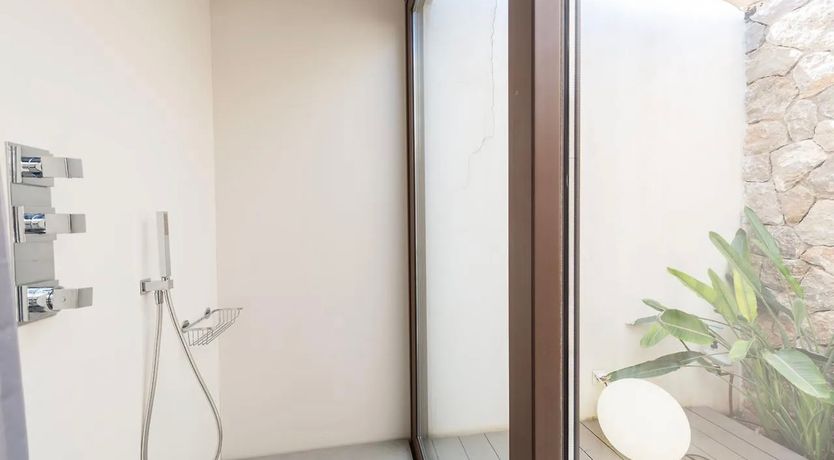 Photo of Muro Reverie